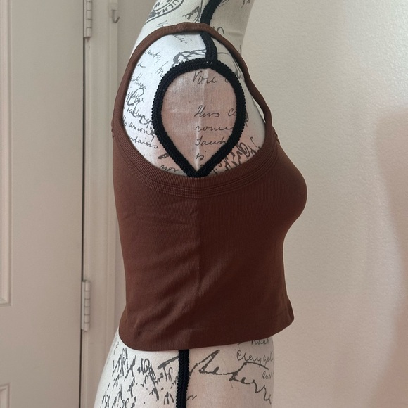 Fashion Top - Picture 3 of 5